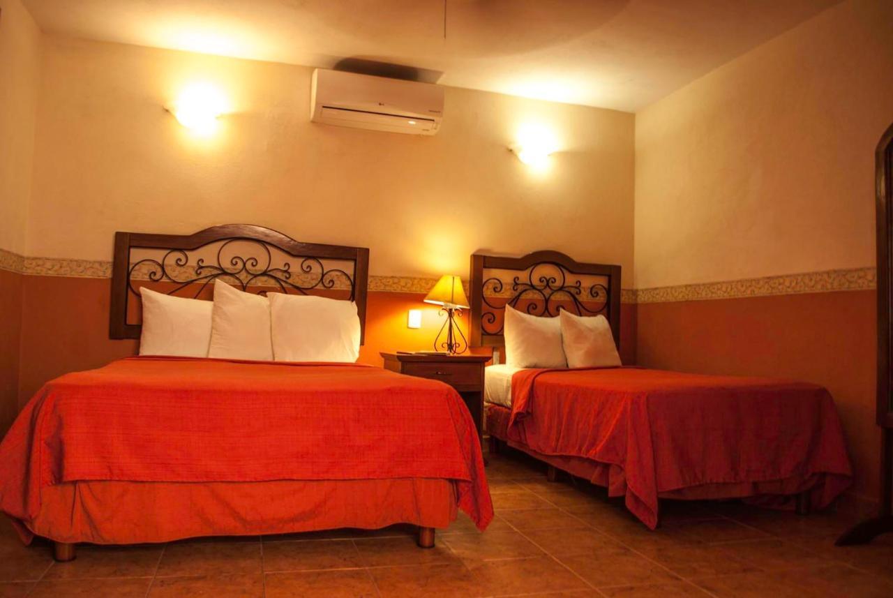 Maya Campeche Hotel Екстериор снимка