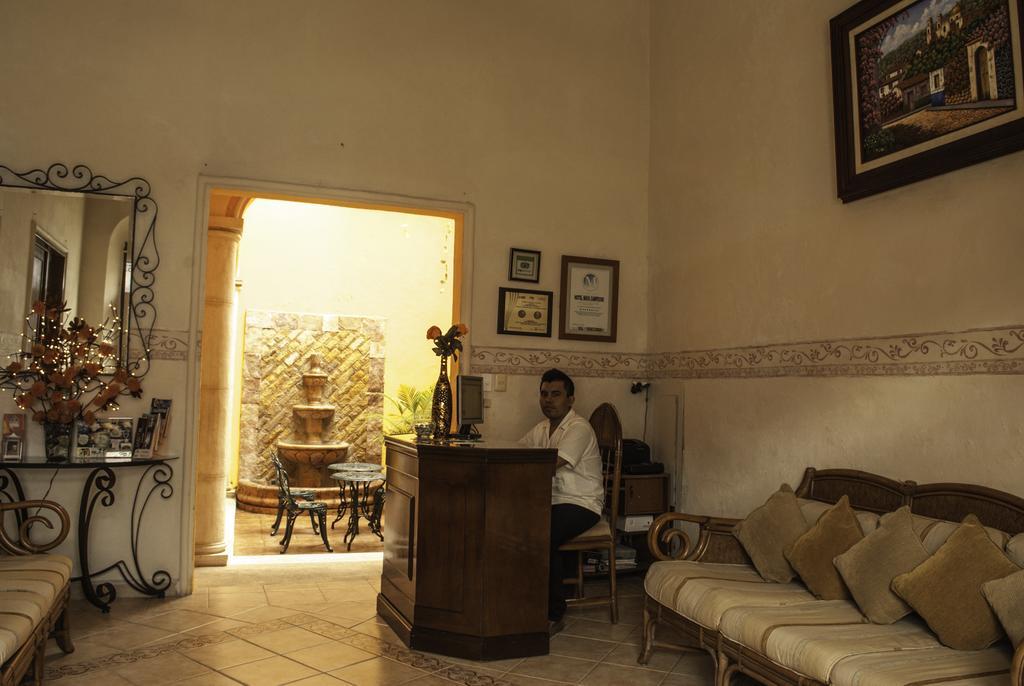 Maya Campeche Hotel Екстериор снимка