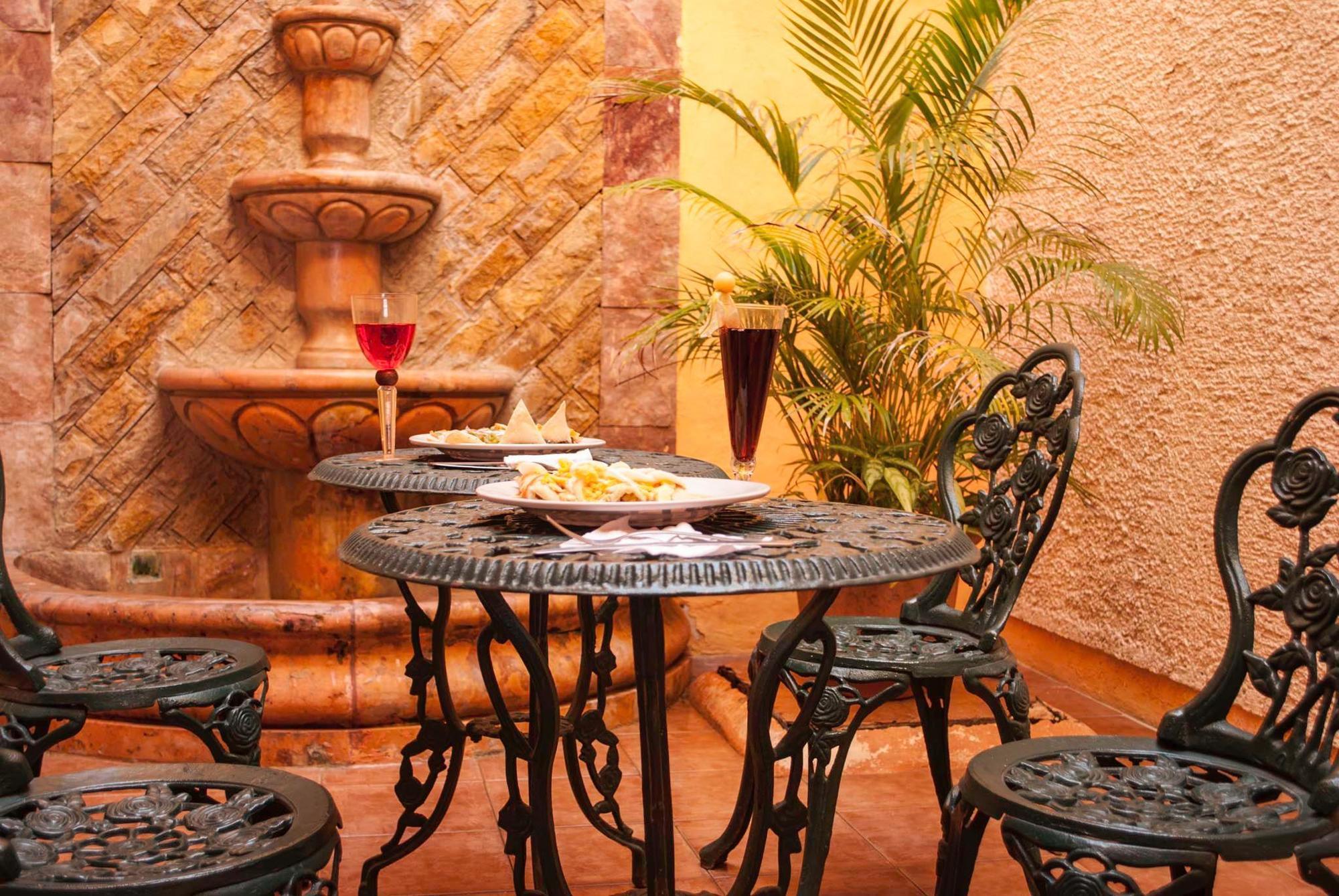 Maya Campeche Hotel Екстериор снимка